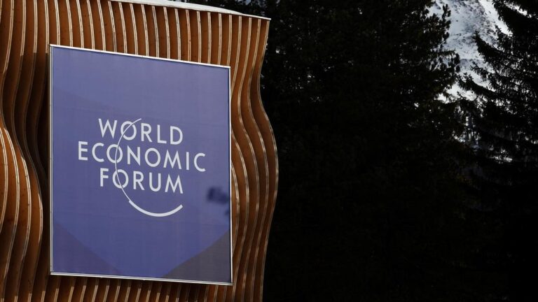 2025-01-19T122811Z_1151793393_RC2YCCAI3L6V_RTRMADP_3_DAVOS-MEETING.JPG