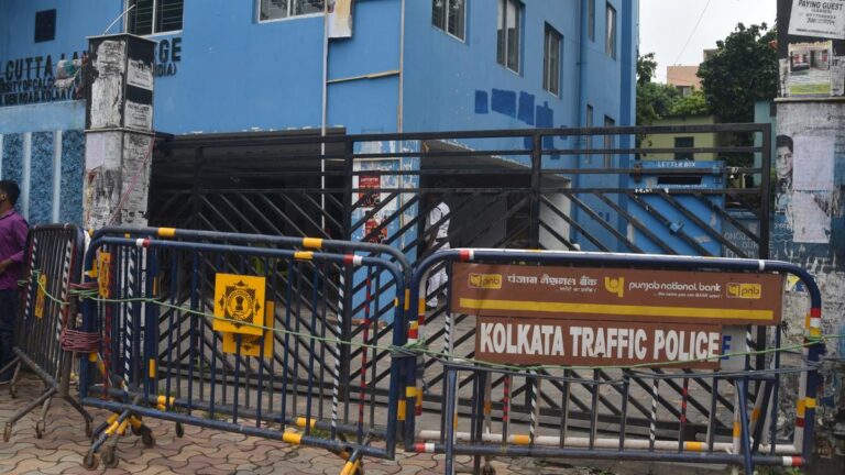 80717_28_6_2025_13_51_39_1_280625SOUTHKOLKATALAWCOLLEGE5.JPG