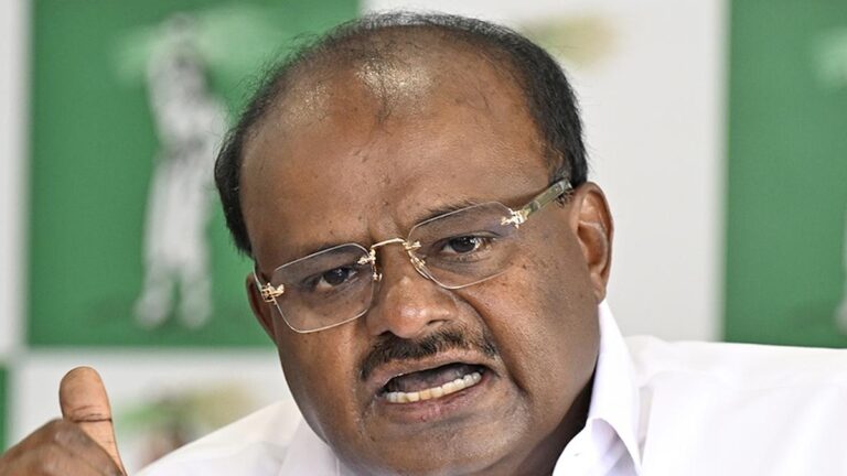 IMG_H_D_Kumaraswamy_2_1_HGDGU6TG.jpg