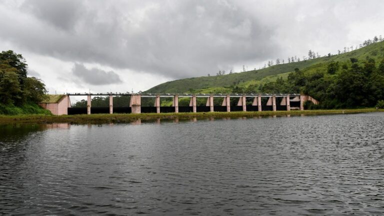 MULLAPERIYAR_DAM_PERIYAR_RIVER_WESTERN_GHATS_THEKKADI_IDUKKI_KERALA_TAMIL_NADU_PWD_07.jpg