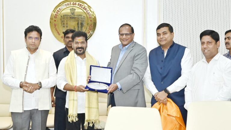 Telangana20CM20Revanth20Reddy20with20the20delegation20from20Godrej20Agrovet20Ltd.jpg